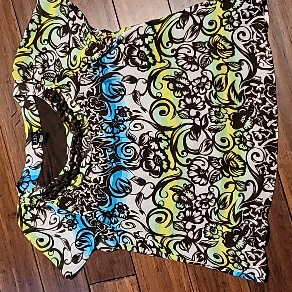 RQT Woman short sleeve top 1X brown/blue/green/white